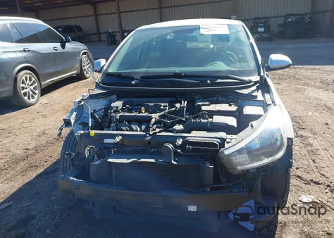 2022 Kia Rio Lx z USA, uszkodzony, nr VIN 3KPA24AD2NE458743